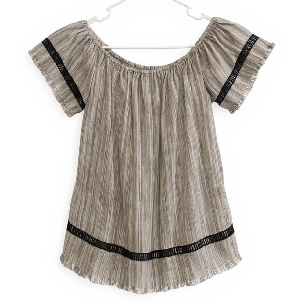 Women’s Off-Shoulder Striped Blouse